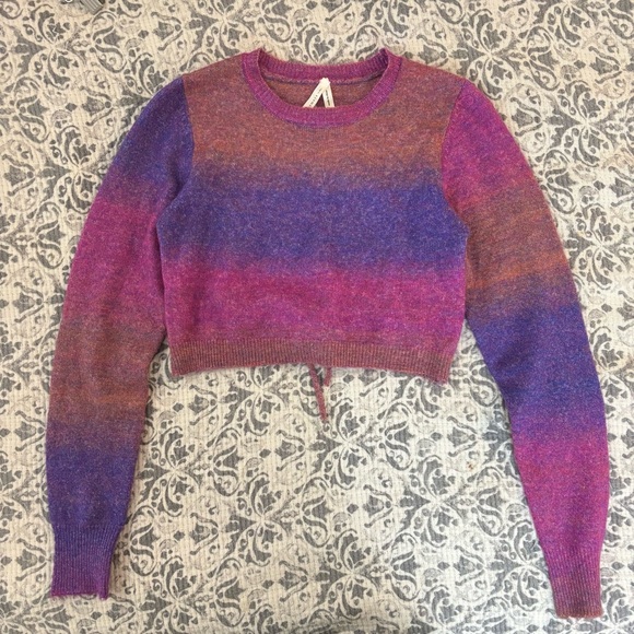 Knit Purple Gradient Crop Top - Picture 1 of 3